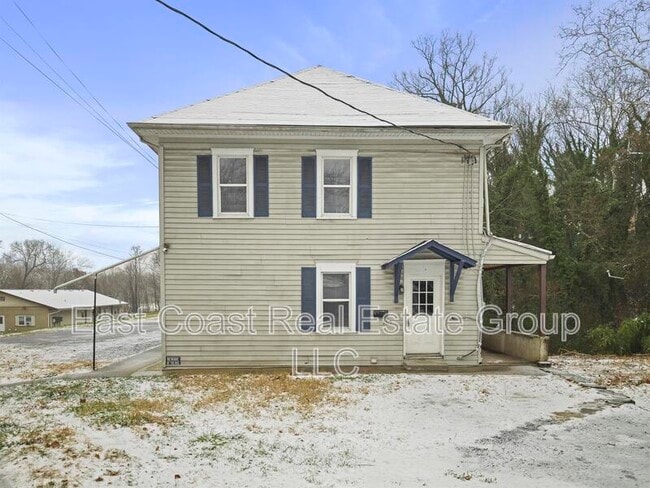 Photo - 157 N Conococheague St