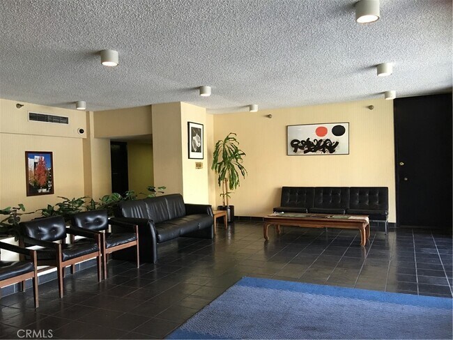 Photo - 222 S Central Ave