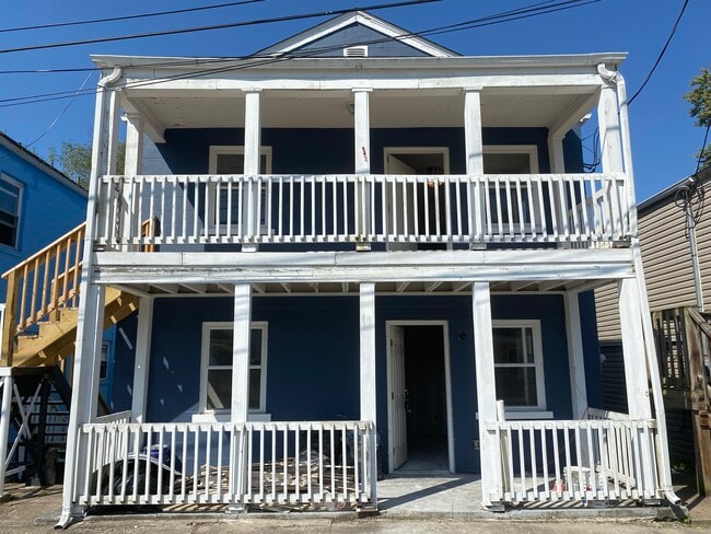 Building Photo - 4814 Tennessee St Unit B