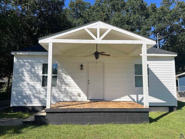 Photo - 1324 Alma Ave Casa