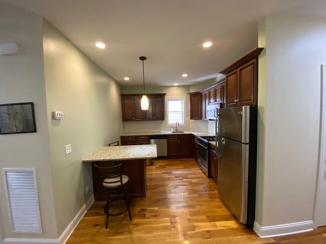 Building Photo - 63 Mechanic St Unit 1