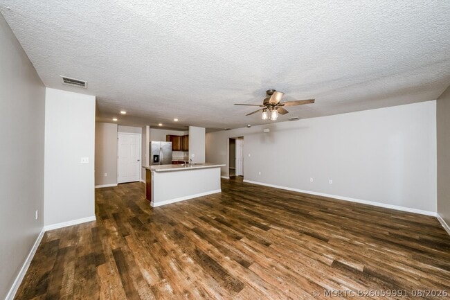 Photo - 1551 SE Coply St