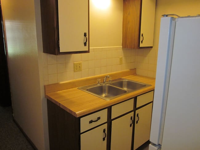 Photo - 606 W Healey St Unit 1