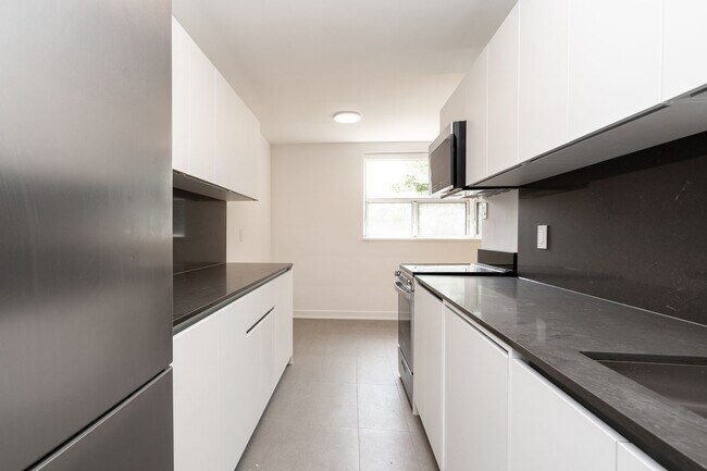 Photo - 56 Eccleston Drive Unit 301