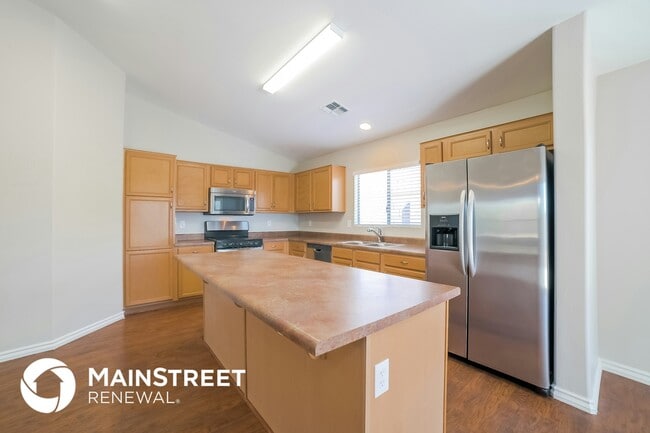 Photo - 17877 W Redfield Rd