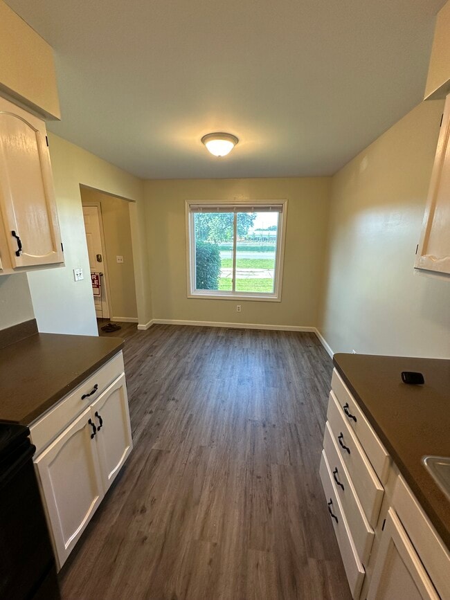 Photo - 3900 N Saginaw Rd