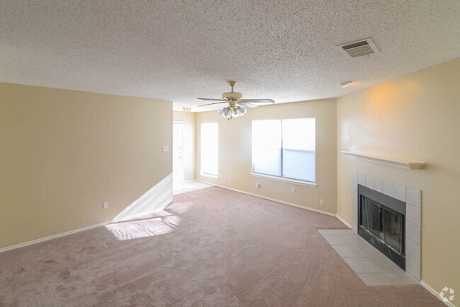 Building Photo - Great size duplex in Duncanville! Rental