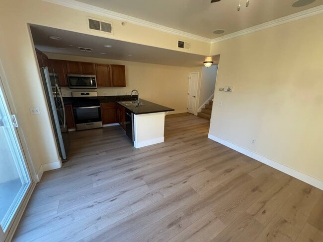 Building Photo - 4800 Westlake Pky Unit 304