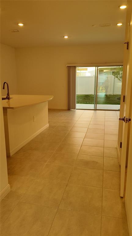 Photo - 2207 Portrait St