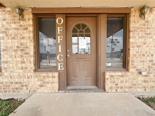 Photo - 702 N Richmond Rd