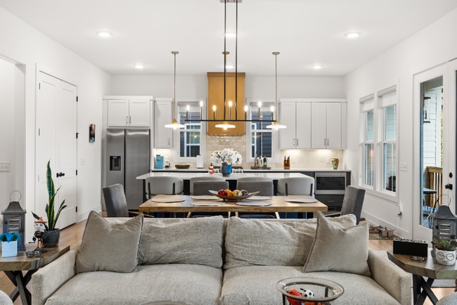 Photo - 550A Whispering Hills Dr