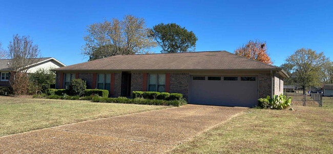 Photo - 206 Mary Lee Dr