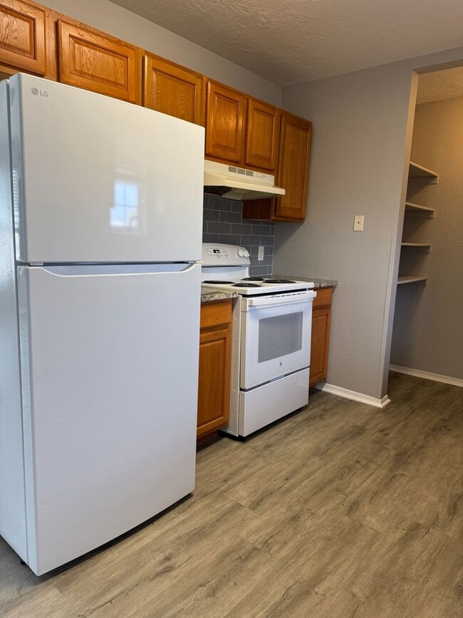 Photo - 1817 SW Jefferson- AVAILABLE NOW!