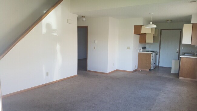 Photo - Great 3 Bed 2 Bath Duplex w/ attached 2 car garage!