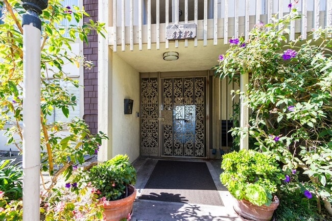 Photo - A Coastal Sanctuary with Ocean Views Unit C204