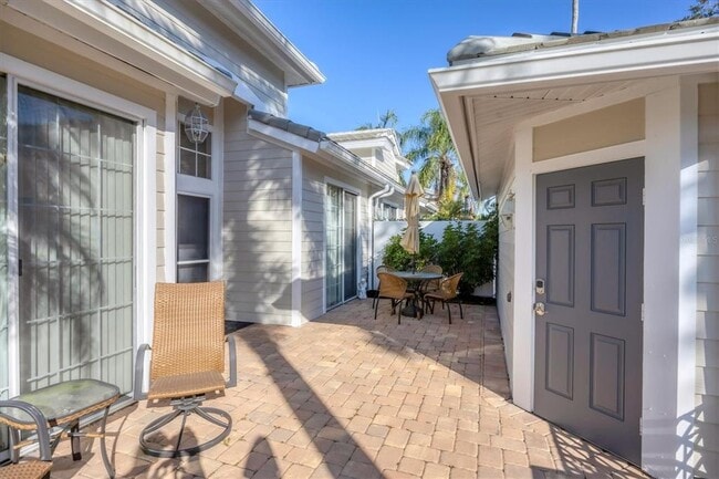 Photo - 7714 Whitebridge Glen