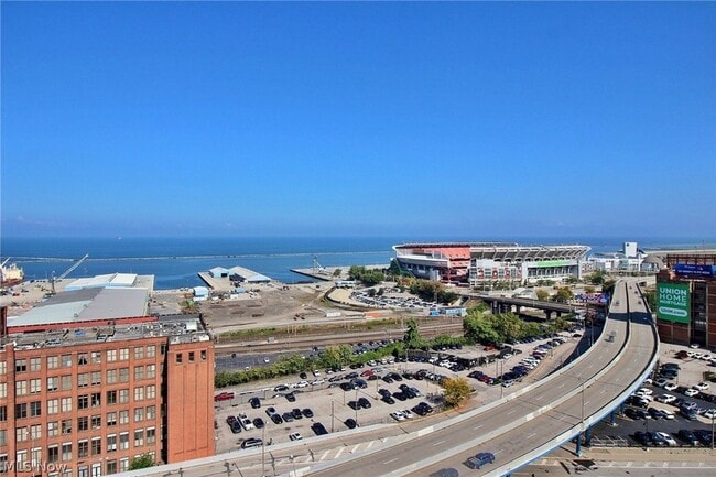 Photo - 701 W Lakeside Ave Unit 1301