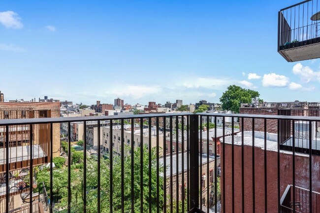 Photo - 633 Marcy Ave Unit 601