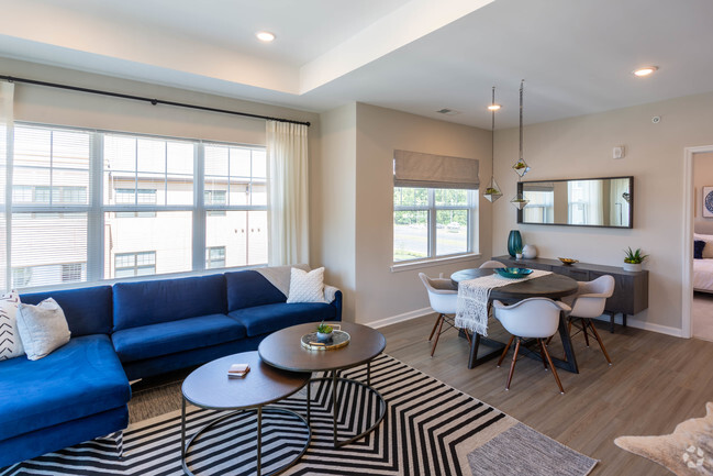 The Edge at Freehold - The Edge at Freehold Apartamentos