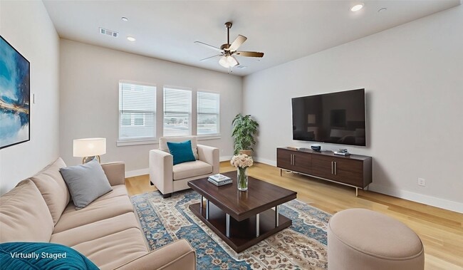 Photo - 800 Concan Dr