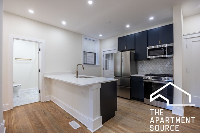 Building Photo - 4638 N Hamilton Ave Unit 1F