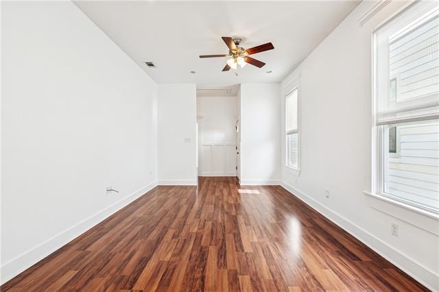 Photo - 2418 General Taylor St