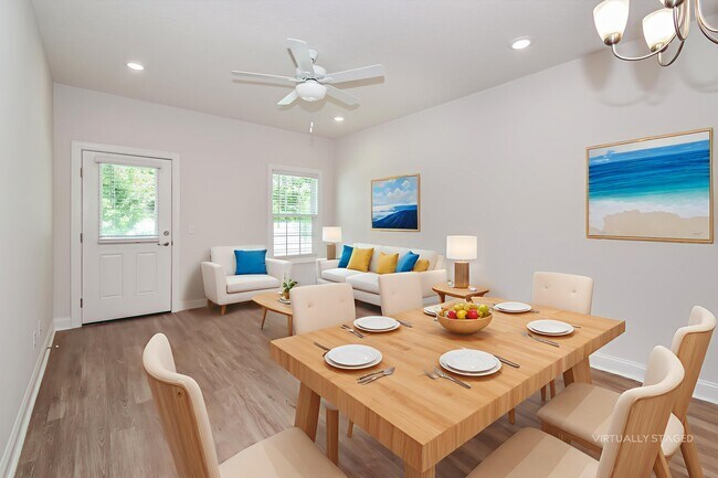1021 Walker Point Wy