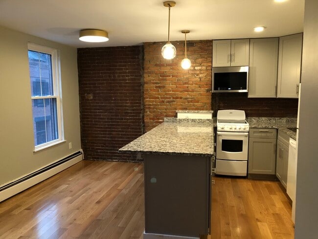 Photo - 24 Bradford St Unit 2