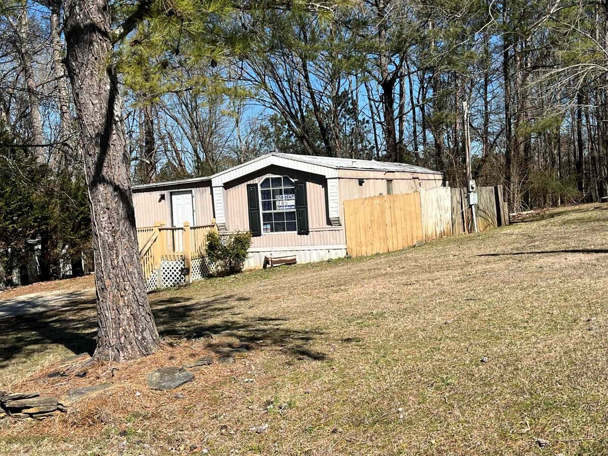 Photo - 6847 Skyview Dr SE