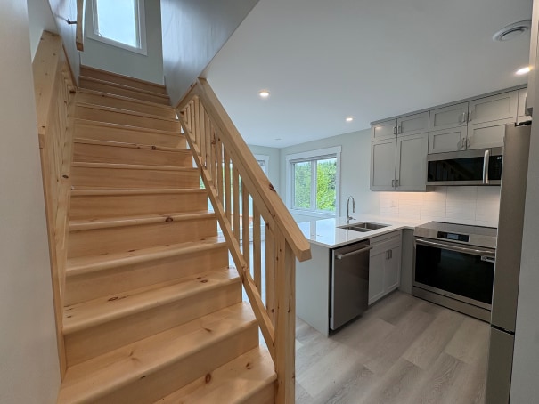 100 Leafy Vale Ln