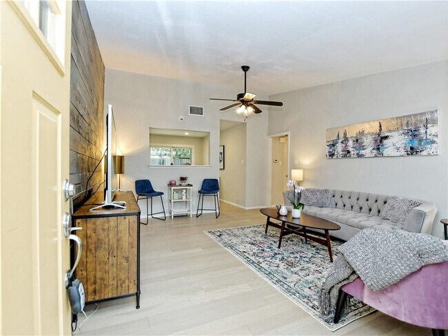 Photo - 6715 West Gate Blvd