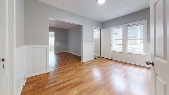 Building Photo - 888 Rondel Rd Unit 2 - Up