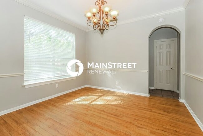 Photo - 4 Bedroom Pet-Friendly Home in Humble, TX with Main Street Renewal