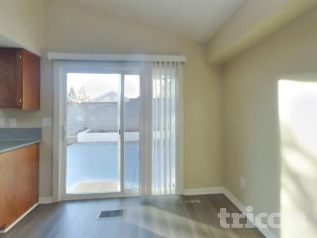 Photo - 5972 Royal Vista Way