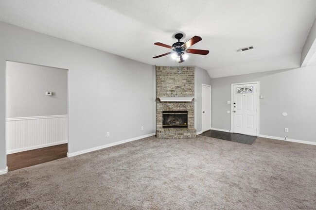 Photo - Immaculate 3-bedroom, 2-bath home in the highly sought-after Springfield subdivision!