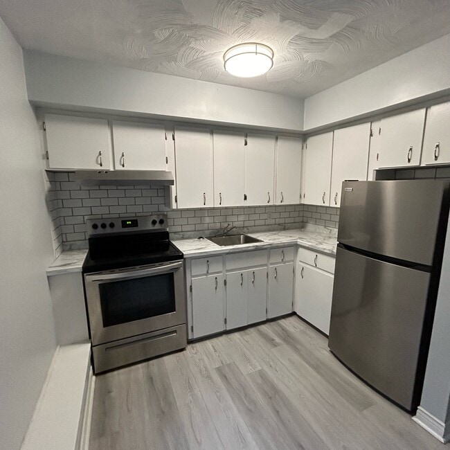 Building Photo - 80 Glasier Rd Unit 2