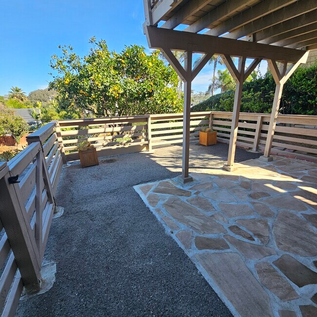 Photo - 775 Neptune Ave Unidad A