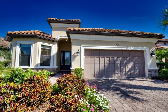 Photo - Annual Unfurnished Single-Family Home located in Bellacina at Casey Key with Resort-like Amenities!