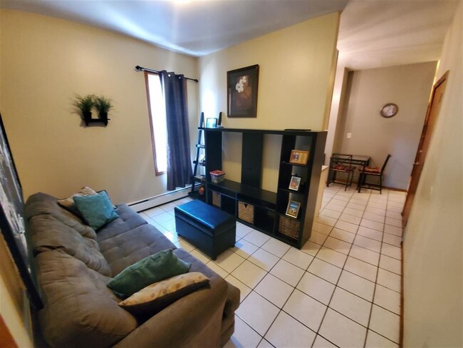 Photo - 249 Arlington Ave Unidad 2