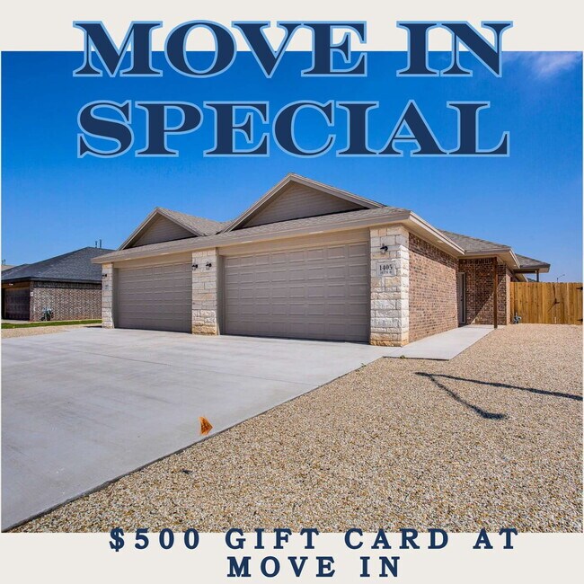Like-New Construction 3/2/2 in Shallowater!