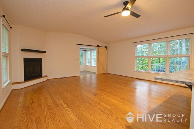 40 Horsehead Rd