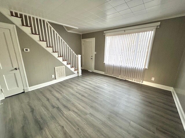 569 Parkview Dr