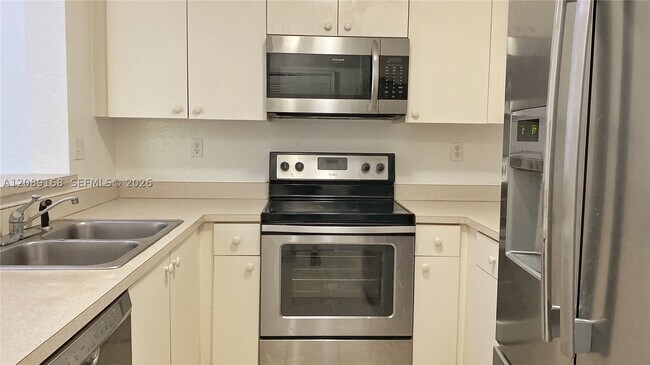 Photo - 2941 Riverside Dr Unit 304