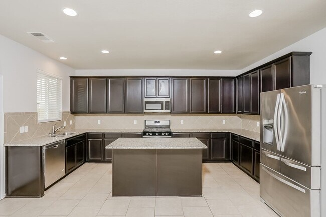 Photo - 1606 Desert Candle