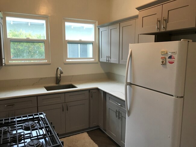 Photo - 8366 Blackburn Ave Unit 8366 Blackburn Ave #3