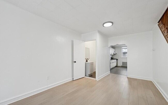 Photo - 2038 S Darien St