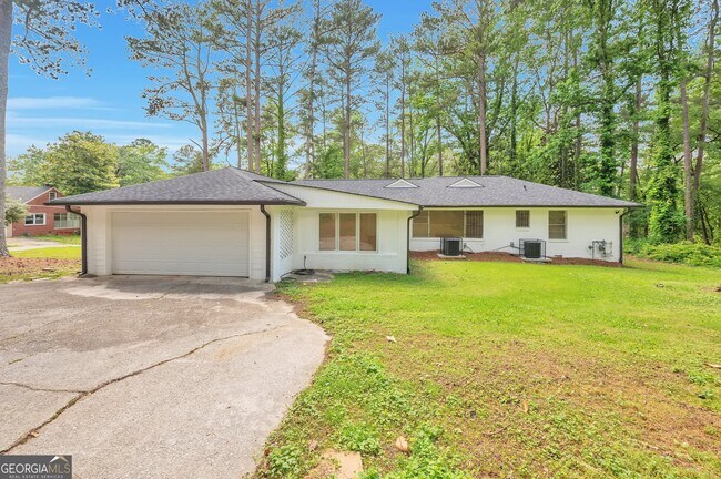 Photo - 1332 Willis Mill Rd SW