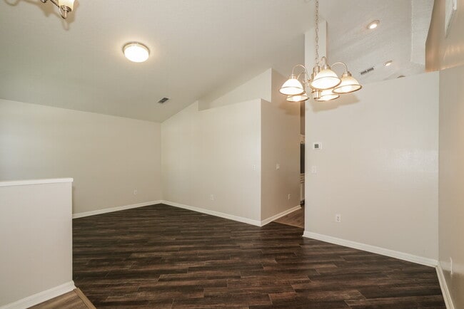 Photo - 6410 Buckhead Ct