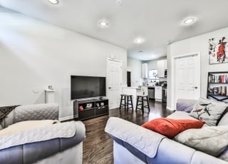 Living Room - 1411 W Flournoy St Unit #2