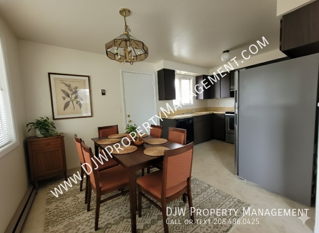 Photo - 2060 S Colorado Ave